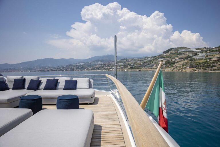 Sunbathing Area