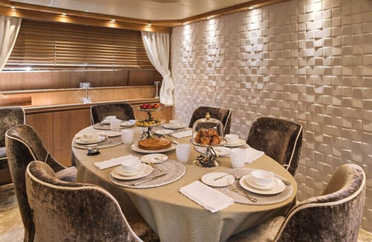 Main Dining