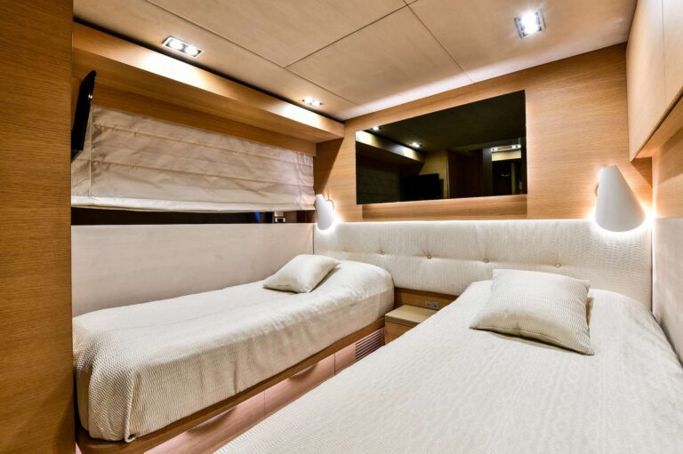 Twin Cabin