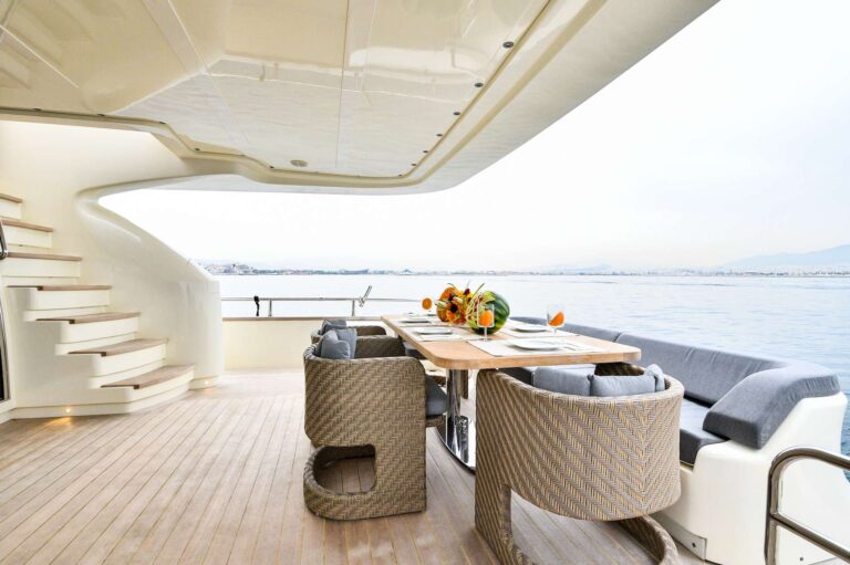 Aft Deck Alfresco Dining Area