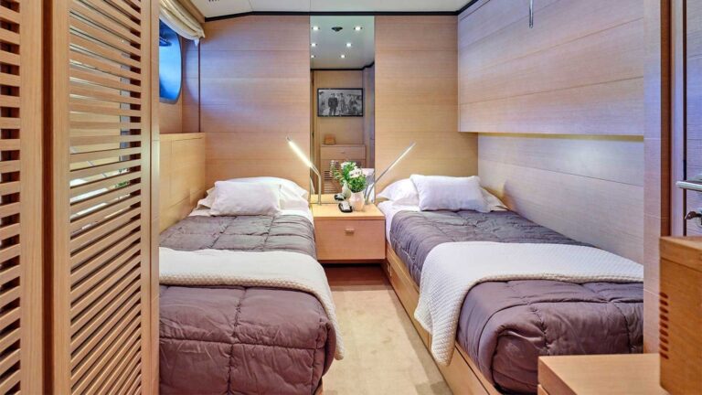 Twin Suite