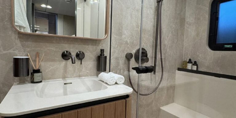 Master Ensuite