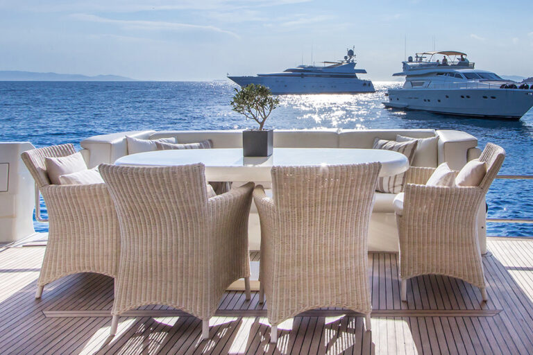 Aft Deck Alfresco Dining
