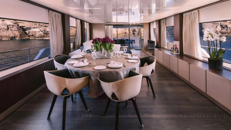 Main Salon Dining
