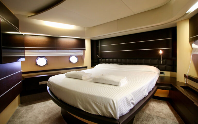 Double Guest Cabin