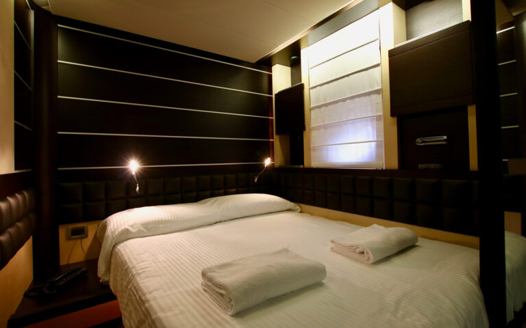 Double Guest Cabin