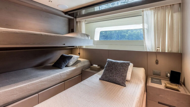 Twin Suite