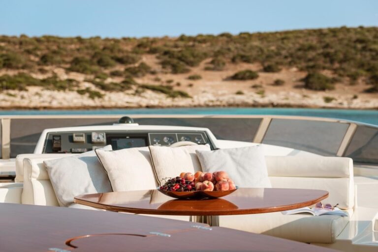 Flybridge
