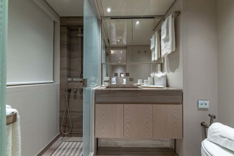 Guest ensuite