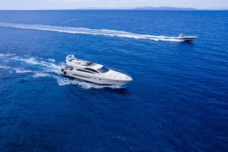 Super yacht ANTAMAR II