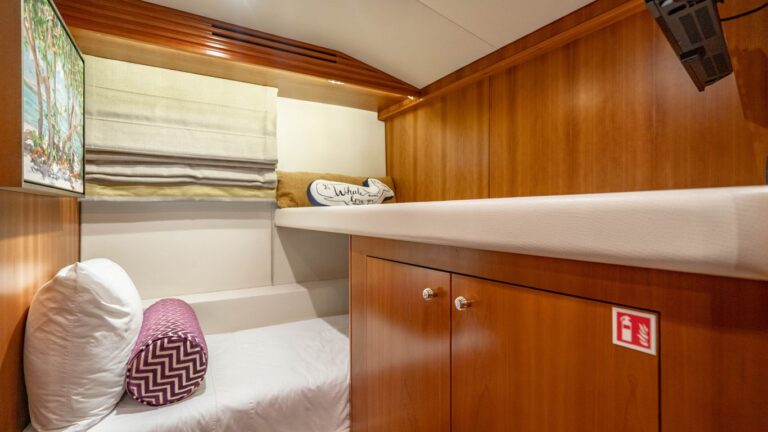 Bunk Cabin