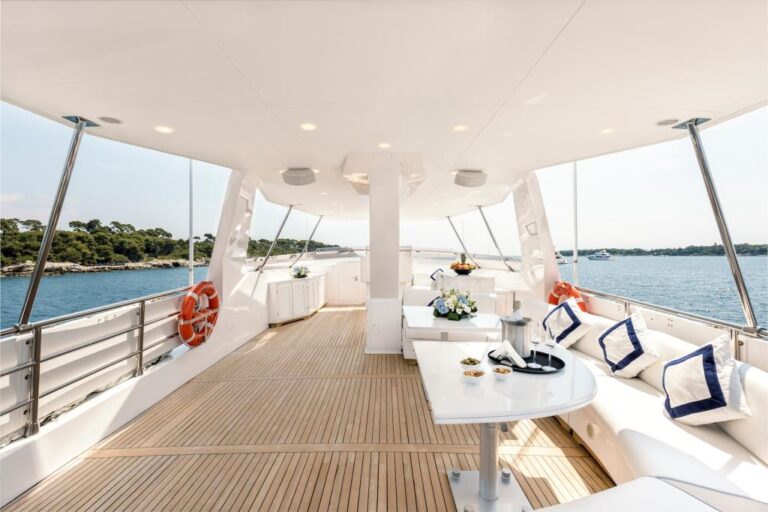 MY ANTISAN - Sundeck