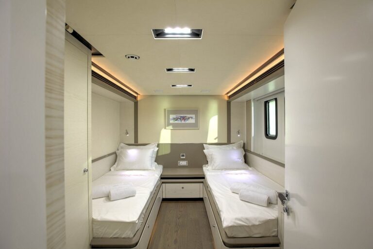 Twin Cabin