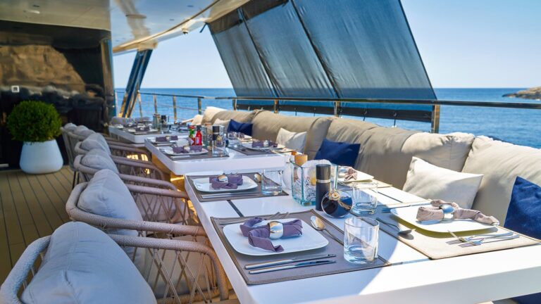Upper Deck Dining