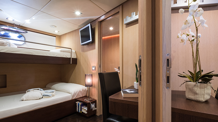 Twin Guest Suite