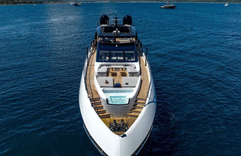 Superyacht ARSANA