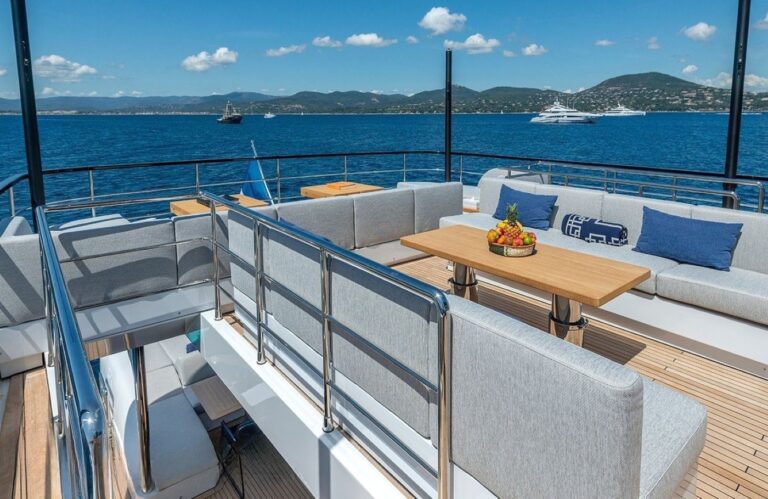 Exterior Relaxation Area