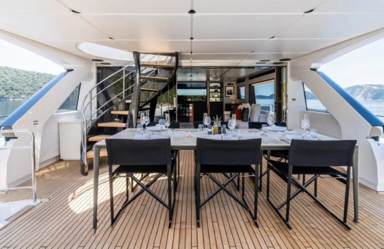 Exterior Dining Area