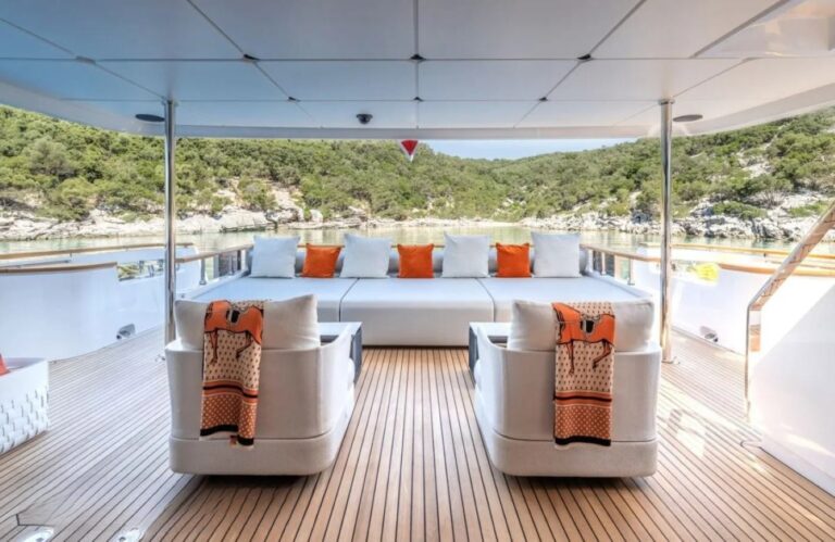 Exterior Relaxation Area