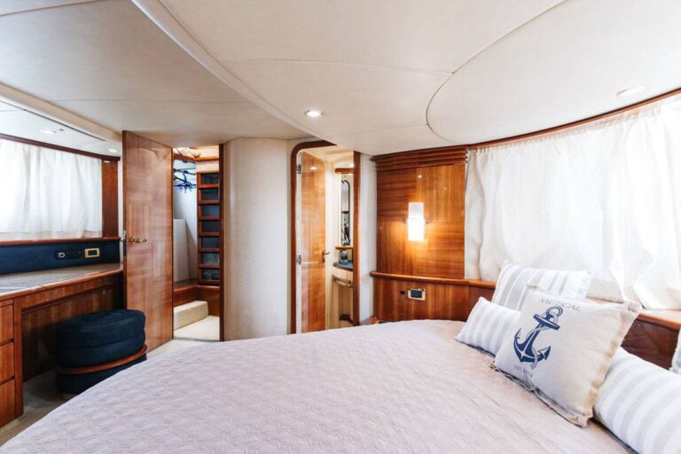 Double Cabin