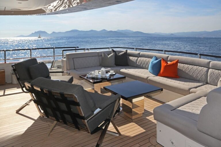 Exterior Relaxation Area