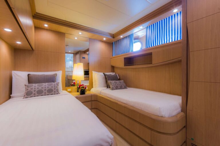 Twin Cabin