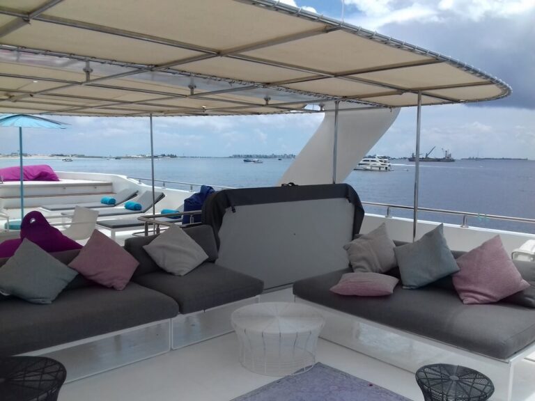 Sundeck