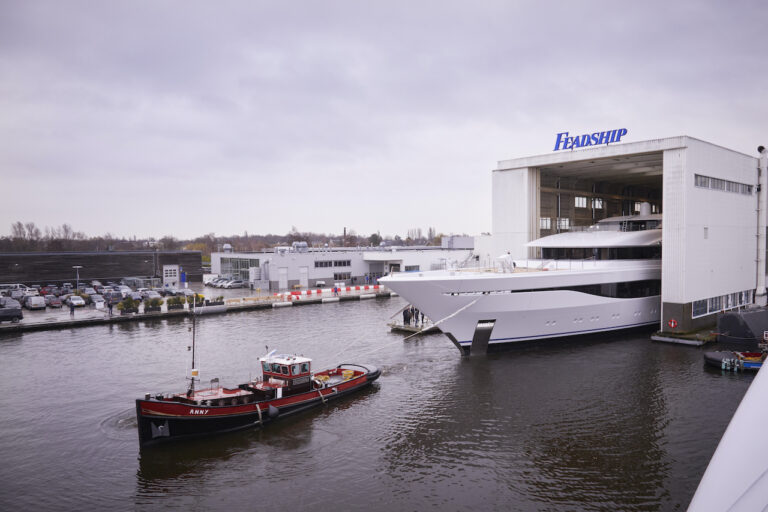 M/Y Arrow