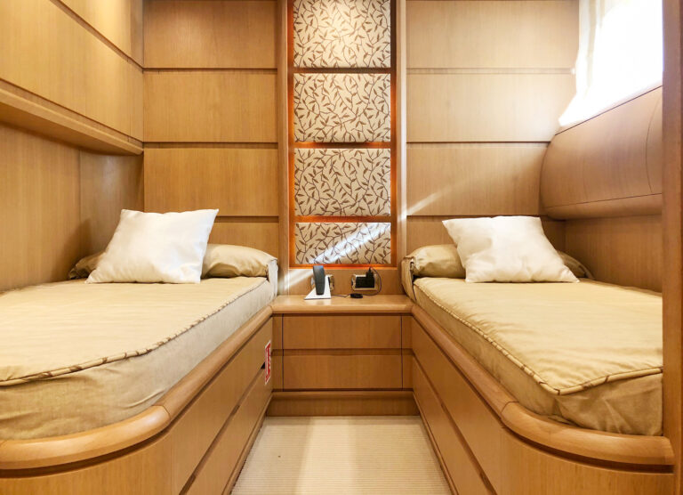 Twin Cabin
