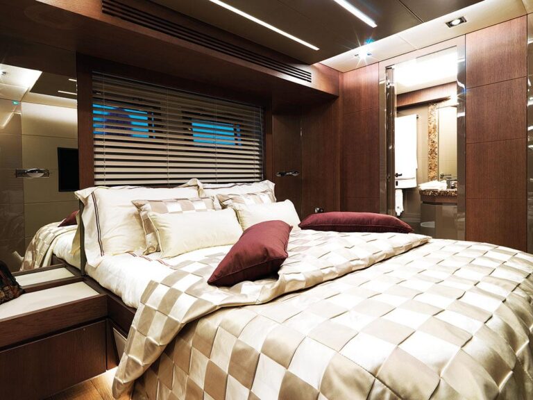 Guest Double Cabin
