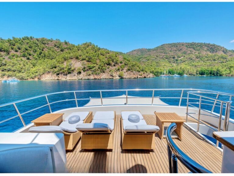 Exterior Relaxation Area