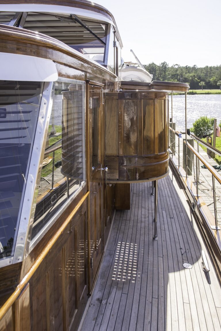 Side Deck