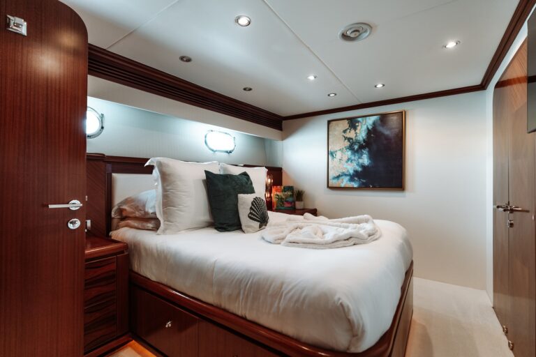 Double Guest Cabin