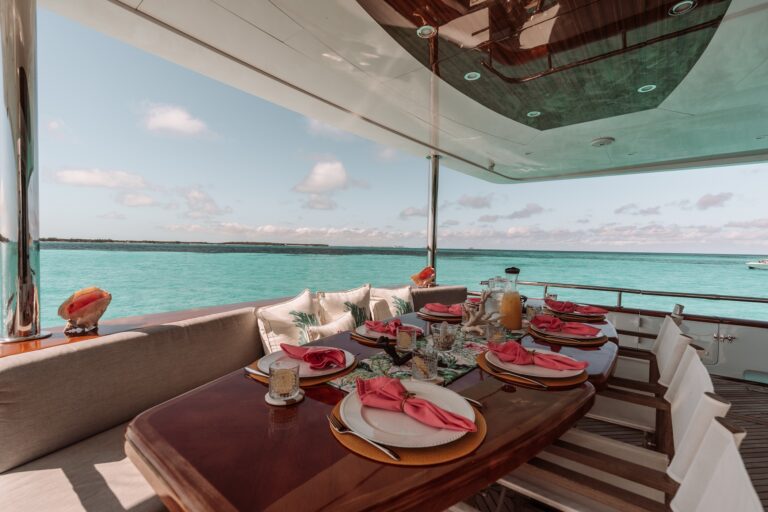Al Fresco Dining