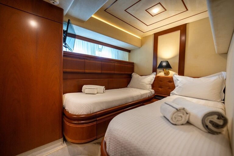 Twin Suite
