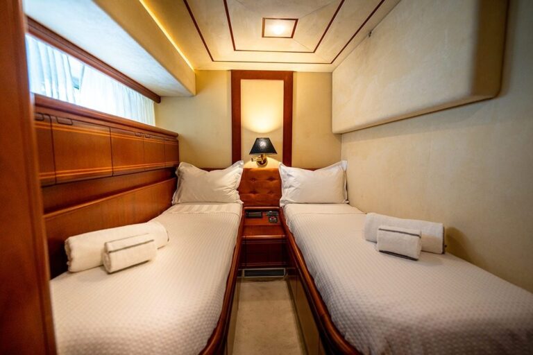 Twin Suite