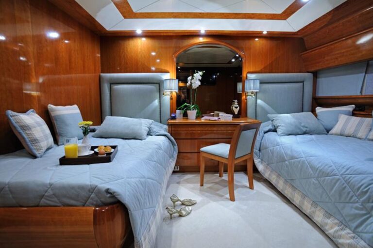 Twin Suite