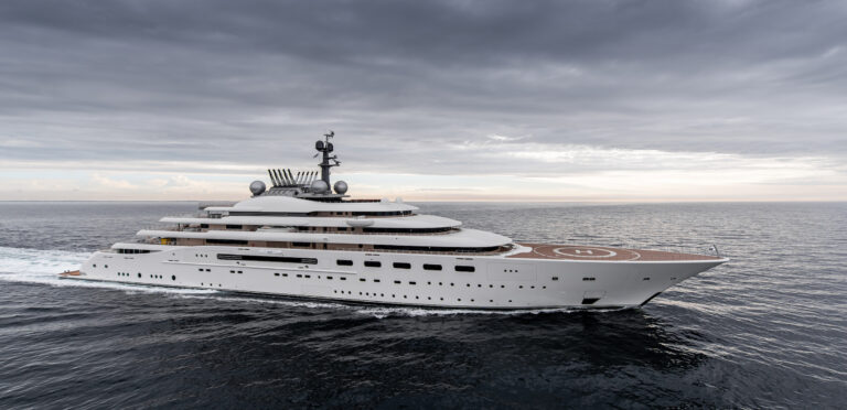 Superyacht Blue