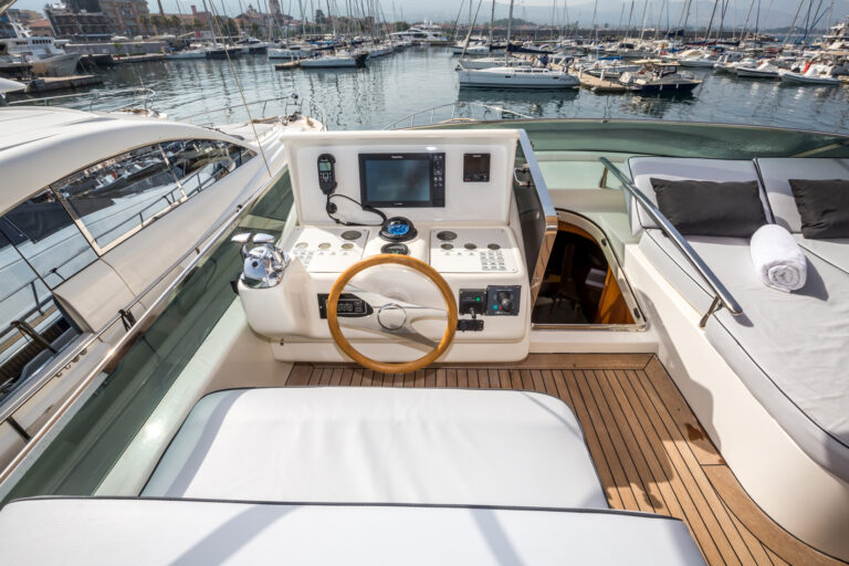 Flybridge