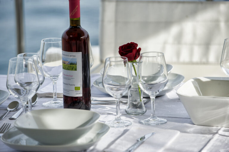 Dining Detail