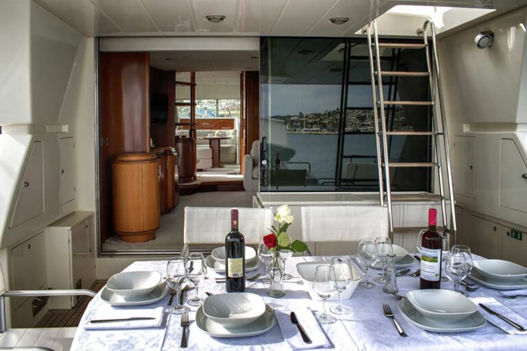 Aft Deck Alfresco Dining