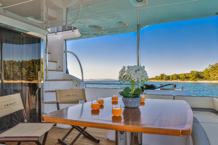 Al Fresco Dining Table
