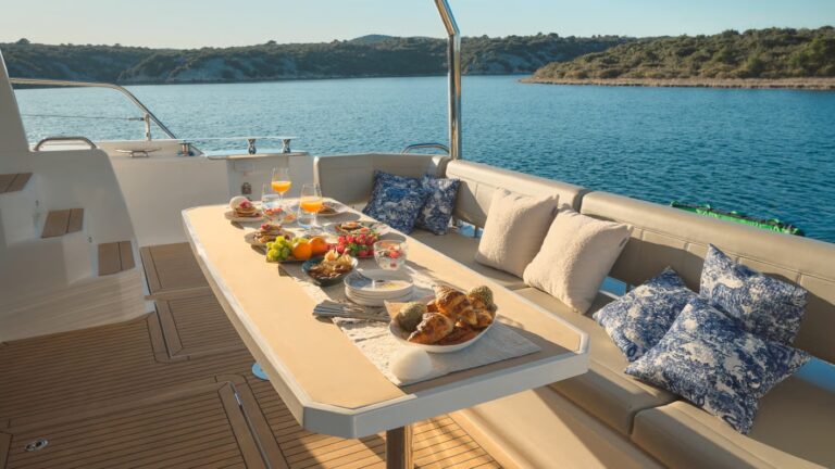 Exterior Relaxation Area With Dining