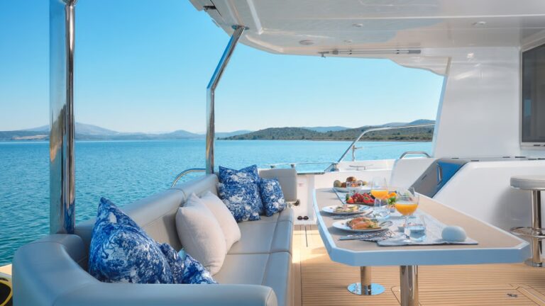 Exterior Relaxation Area With Dining