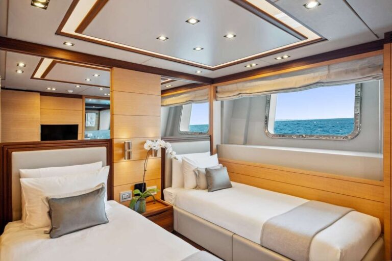Twin Suite