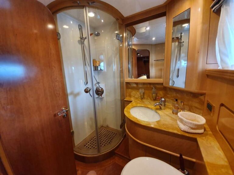 Twin Ensuite