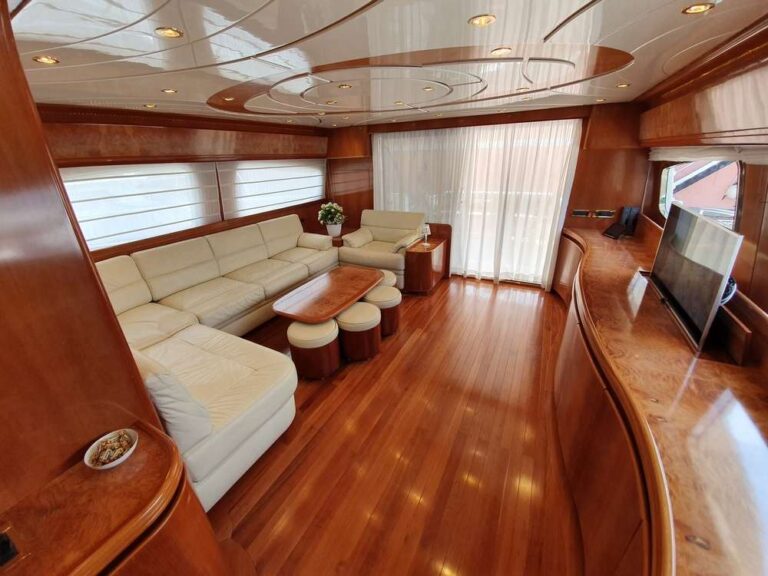 Saloon