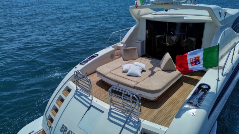 Aft Relaxation Area