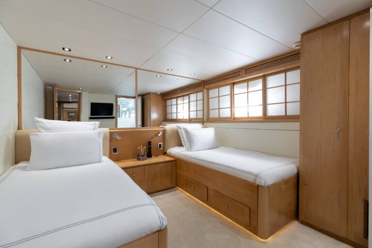 Twin Suite