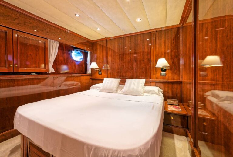 MY BUGIA - Guest cabin